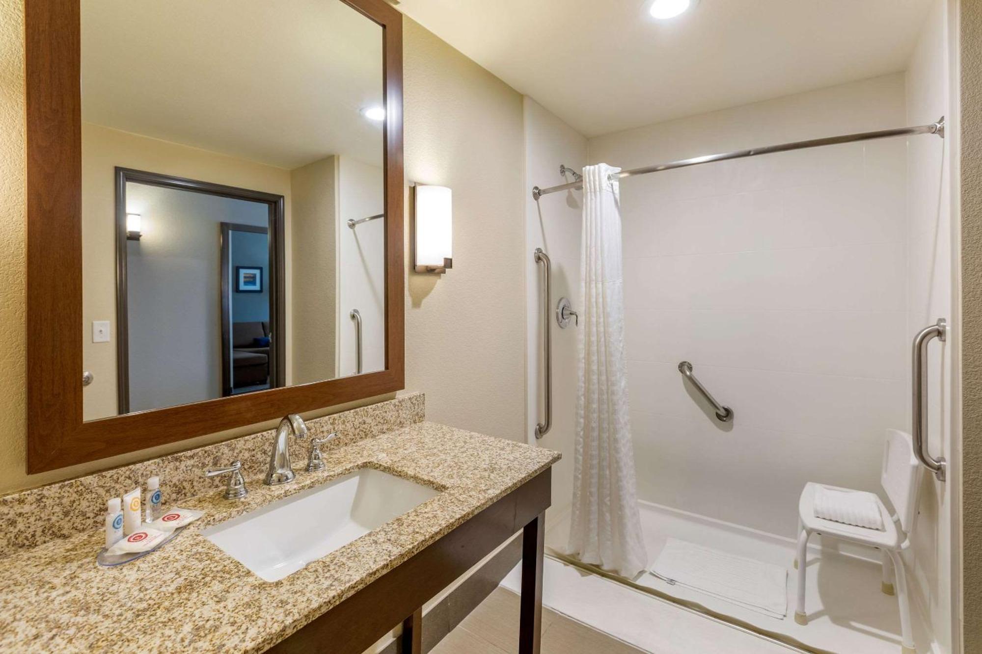 Comfort Suites Near Denver Downtown Екстер'єр фото